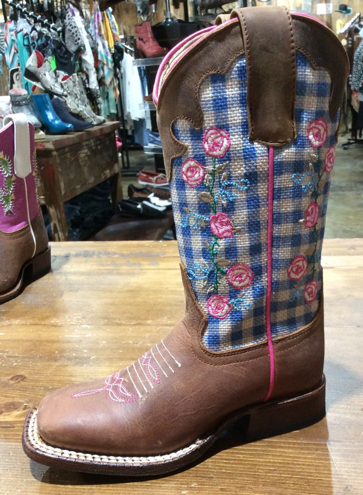 Macie online Bean girls embroidered cowgirl boots