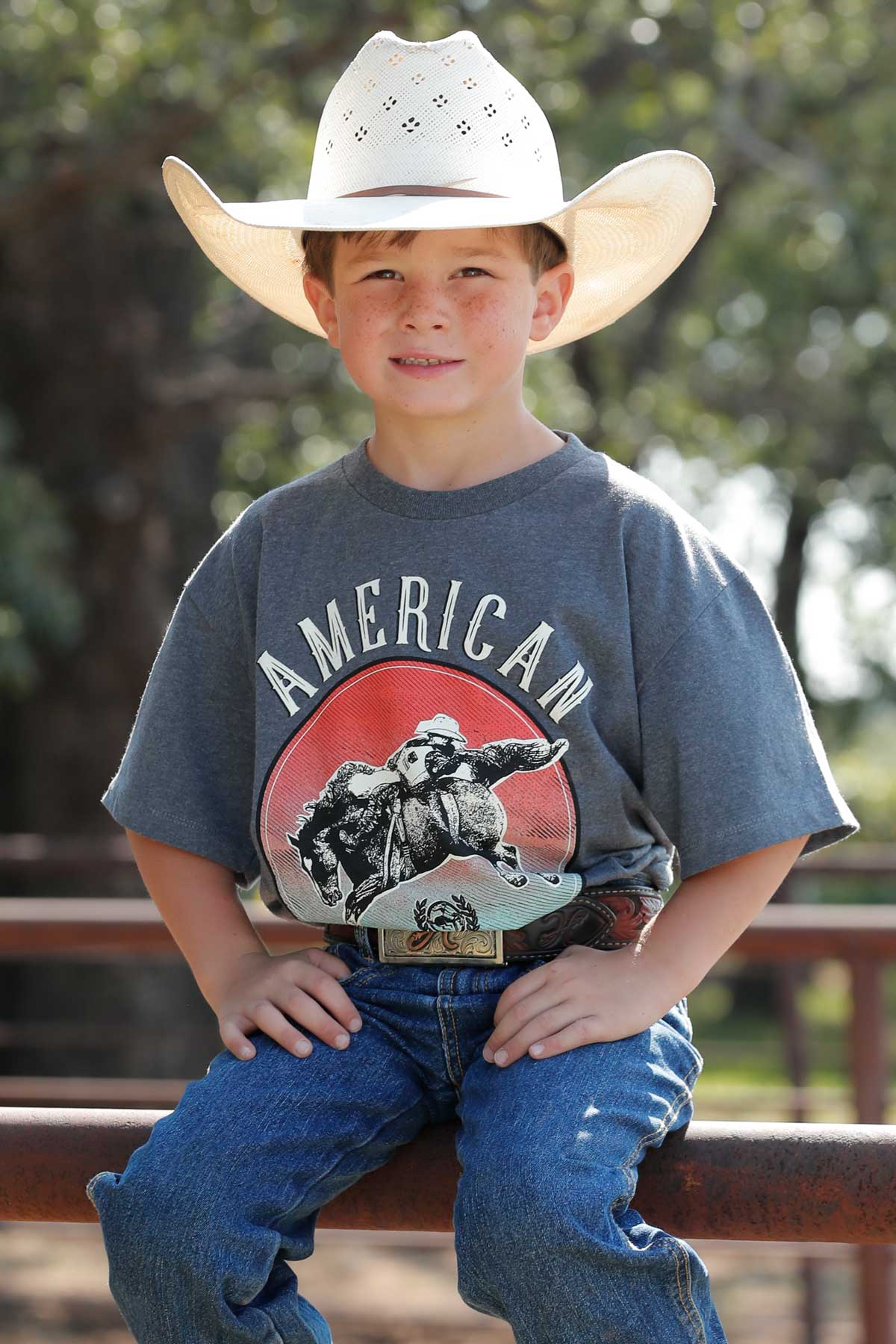 CINCH® BOYS AMERICAN RODEO BRAND TEE - CHARCOAL